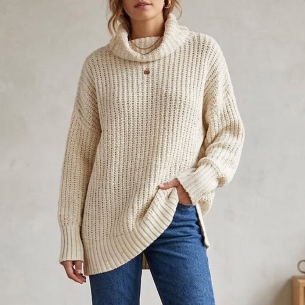 Aerie Cream Chenille Chunky Knit Cowl Neck Sweater Size M Cozy Oversized